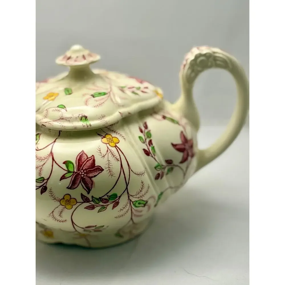 Taylor Smith & Taylor Chelsea Chintz Teapot w/ Lid Vogue 1940s Vintage USA